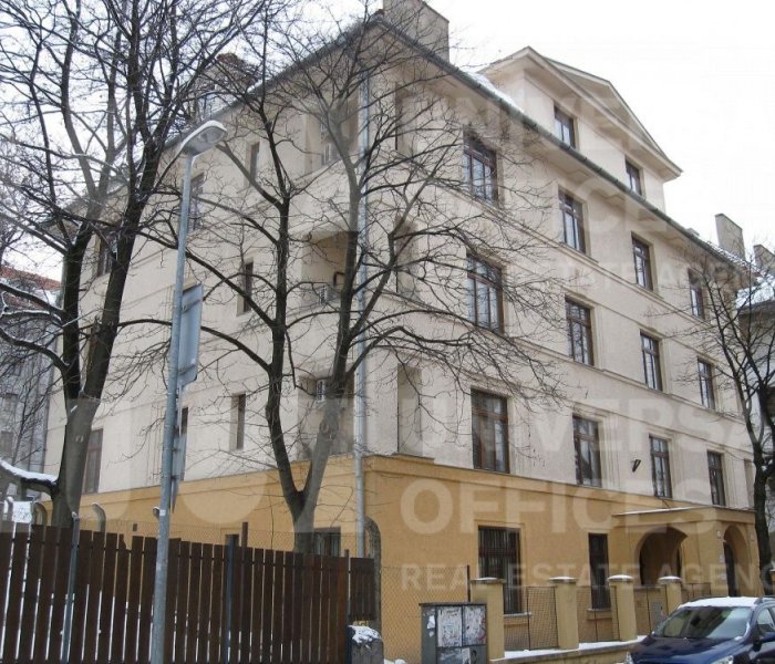 Administratívna budova Svoradova