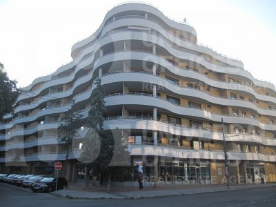 Administratívna budova Svätoplukova - Gaudí